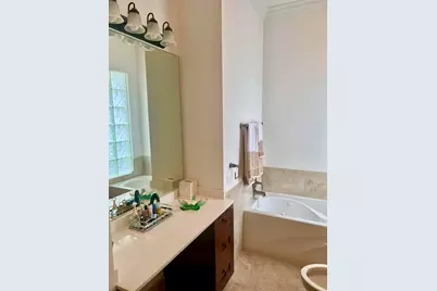 8095 Laborie Lane, Wellington, FL 33414 - Photo 24