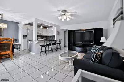 203 Coventry I, West Palm Beach, FL 33417 - Photo 2