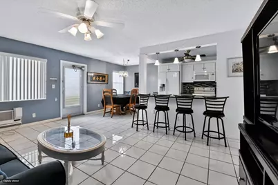 203 Coventry I, West Palm Beach, FL 33417 - Photo 4