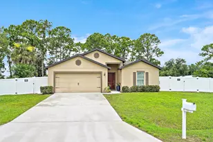 790 NW Kingston St, Port Saint Lucie, FL 34983 - Photo 1