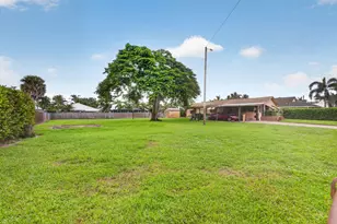 17596 Cinquez Park Rd W, Jupiter, FL 33458 - Photo 12