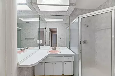 2700 NW 36th Avenue, Lauderdale Lakes, FL 33311 - Photo 22