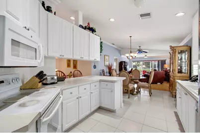8403 Cozumel Lane, Wellington, FL 33414 - Photo 32
