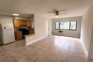 435 NW 41st St, Oakland Park, FL 33309 - Photo 2