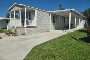 202 Flamingo Ave, Fort Pierce, FL 34982 - Photo 2