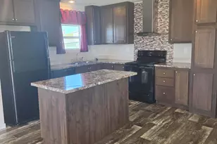 202 Flamingo Ave, Fort Pierce, FL 34982 - Photo 8