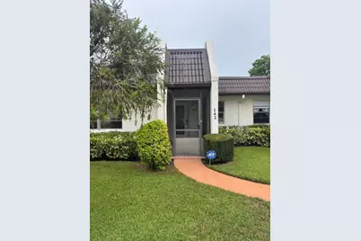 143 S Lake Susan Drive S #143, West Palm Beach, FL 33411 - Photo 1