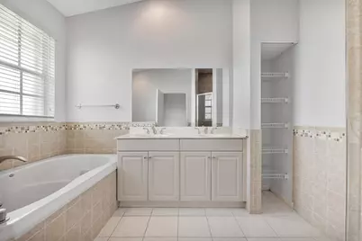 3505 Lakeside Drive, Davie, FL 33328 - Photo 26