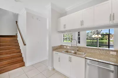3505 Lakeside Drive, Davie, FL 33328 - Photo 14