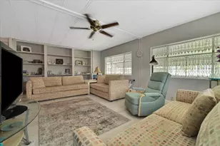 132 NW 53rd Pl, Deerfield Beach, FL 33064 - Photo 6