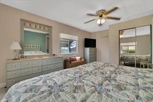 132 NW 53rd Pl, Deerfield Beach, FL 33064 - Photo 30