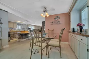 132 NW 53rd Pl, Deerfield Beach, FL 33064 - Photo 16