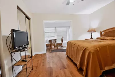233 Windsor K, West Palm Beach, FL 33417 - Photo 10