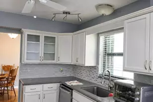 898 NW 23rd Ln, Delray Beach, FL 33445 - Photo 2
