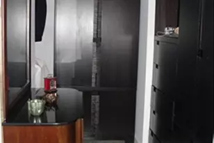 185 SW 7th St, Miami, FL 33130 - Photo 14
