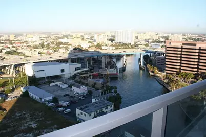 185 SW 7th Street #1802, Miami, FL 33130 - Photo 14