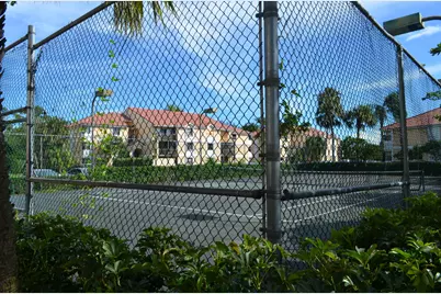5821 Riverside Drive #105B2, Coral Springs, FL 33067 - Photo 16