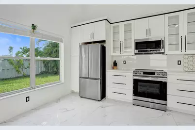 6965 NW 29th Court, Margate, FL 33063 - Photo 8