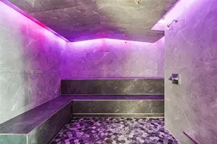41 SE 5th St, Miami, FL 33131 - Photo 18