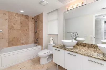 41 SE 5 Street #417, Miami, FL 33131 - Photo 10