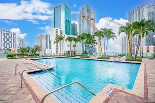 41 SE 5th St, Miami, FL 33131 - Photo 16