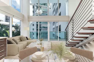 41 SE 5th St, Miami, FL 33131 - Photo 6