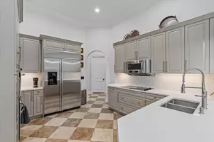 10821 Blue Palm St, Plantation, FL 33324 - Photo 8