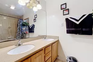 2914 Zora Neal Dr, Fort Pierce, FL 34947 - Photo 12