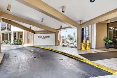 1400 Saint Charles Place #313, Pembroke Pines, FL 33026 - Photo 2