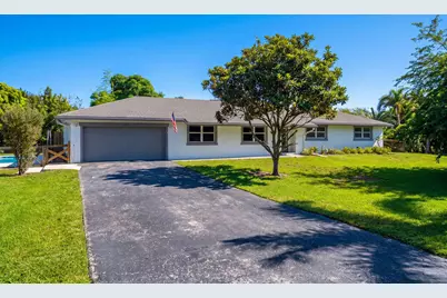 4910 SW 205th Avenue, Southwest Ranches, FL 33332 - Photo 2