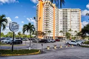 1301 NE Miami Gardens Dr, Miami, FL 33179 - Photo 16