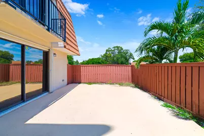 2952 SW 12th Street, Deerfield Beach, FL 33442 - Photo 30
