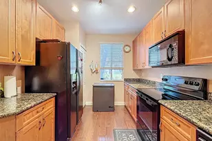 312 Bayfront Dr, Boynton Beach, FL 33435 - Photo 10
