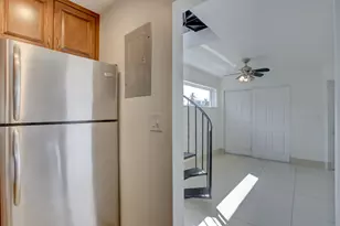 800 SW 4th Ave, Fort Lauderdale, FL 33315 - Photo 18