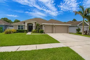 8332 Amalfi Cir, Fort Pierce, FL 34951 - Photo 4