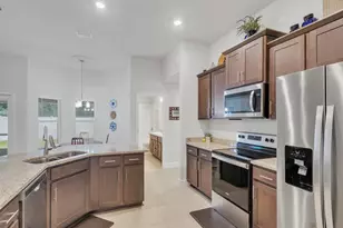 8332 Amalfi Cir, Fort Pierce, FL 34951 - Photo 18