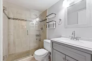 1104 Green Pine Blvd, West Palm Beach, FL 33409 - Photo 20