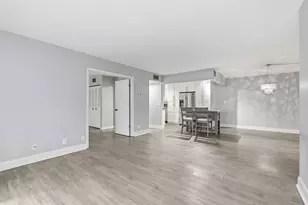 1104 Green Pine Blvd, West Palm Beach, FL 33409 - Photo 10