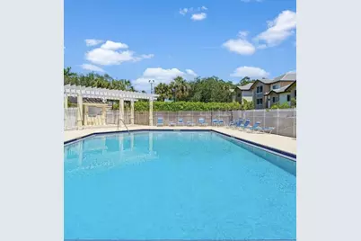 9807 NW 57 Manor, Coral Springs, FL 33076 - Photo 4