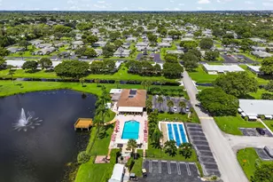 605 High Point Blvd N, Delray Beach, FL 33445 - Photo 32