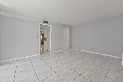 605 High Point Boulevard N #C, Delray Beach, FL 33445 - Photo 14