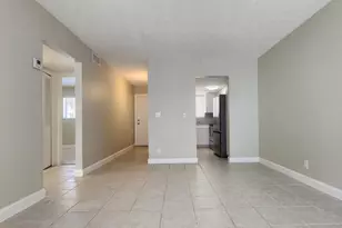 1501 Crescent Cir, Lake Park, FL 33403 - Photo 2