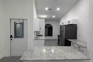 8204 NW 100th Ln, Tamarac, FL 33321 - Photo 8