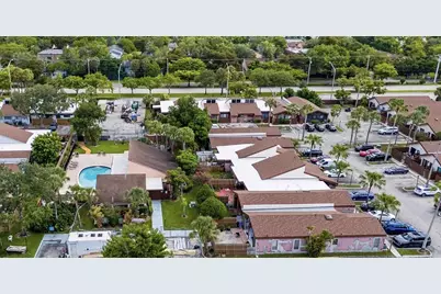 1720 NW 73rd Avenue, Plantation, FL 33313 - Photo 10
