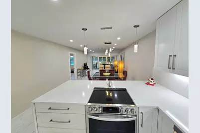 1631 NW 18th Avenue #201, Delray Beach, FL 33445 - Photo 2