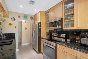 5107 Bayberry Ln, Tamarac, FL 33319 - Photo 2