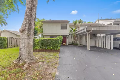 534 Deer Creek Wildwood Lane E #534, Deerfield Beach, FL 33442 - Photo 2