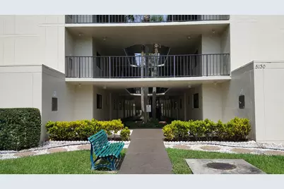 5130 Las Verdes Circle #301, Delray Beach, FL 33484 - Photo 1