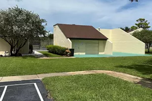 5292 Bosque Ln, West Palm Beach, FL 33415 - Photo 2