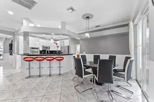 16363 Segovia Cir S, Pembroke Pines, FL 33331 - Photo 10